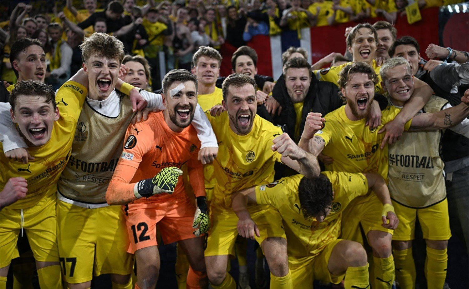 三亿官网 -拉齐尼巴依卡观后感